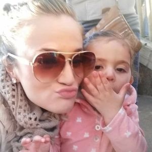 Meet your Posher, Priscilla